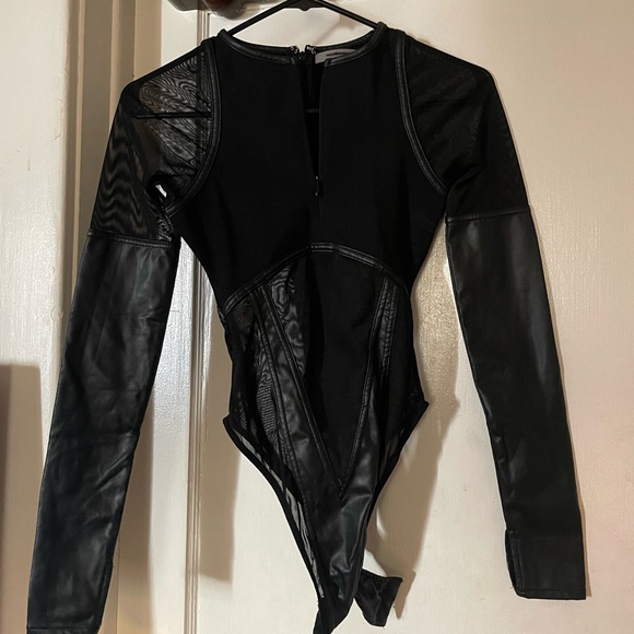 Maniere De Voir black bodysuit mesh size UK4/US0 minimal wear - Picture 1 of 4